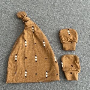 Baby Hat and Mittens - Lou Lou & Company